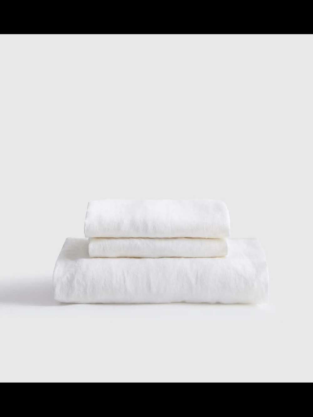 QUINCE European Linen Fitted Sheet Set Size Queen 2 Standard Pillow Cases White
